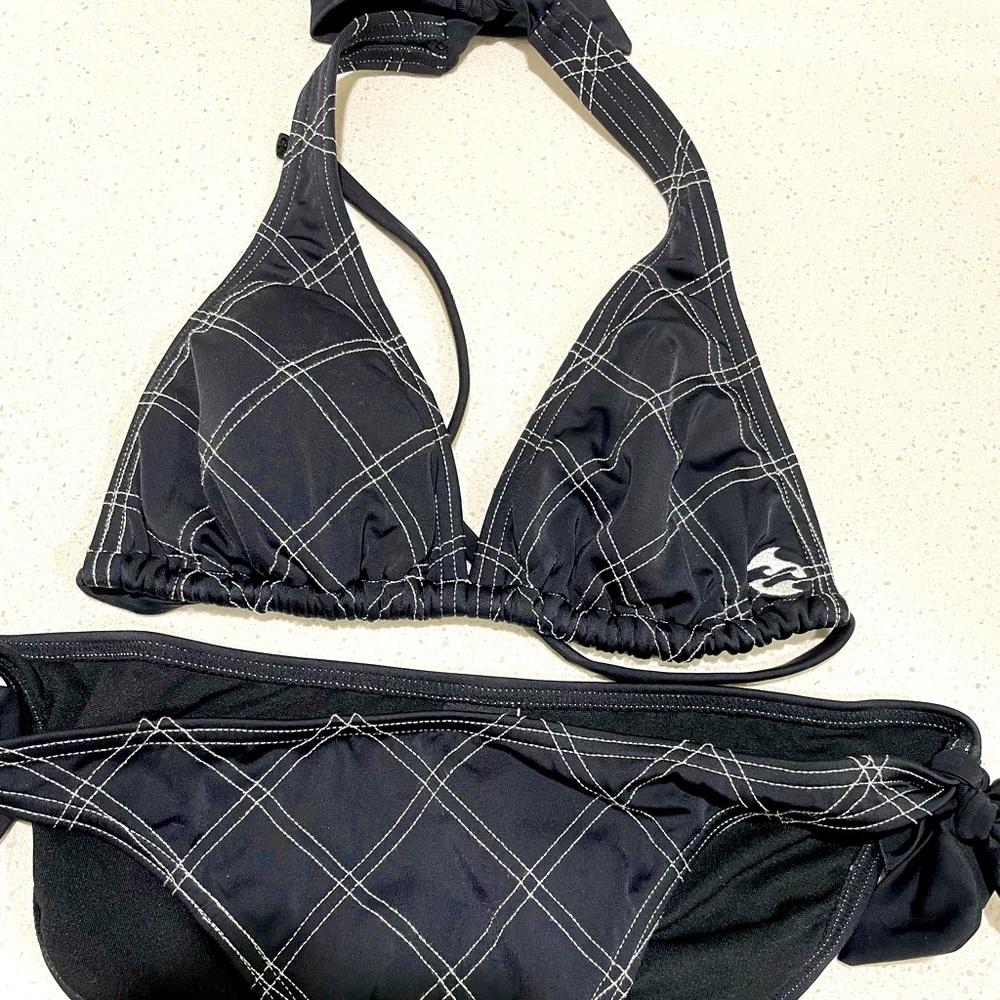 Billabong halter bikini black with white cross-stitch!!